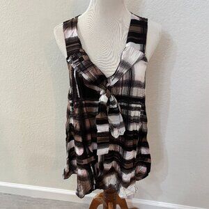 Renee C. Tie Shirt Sleeveless